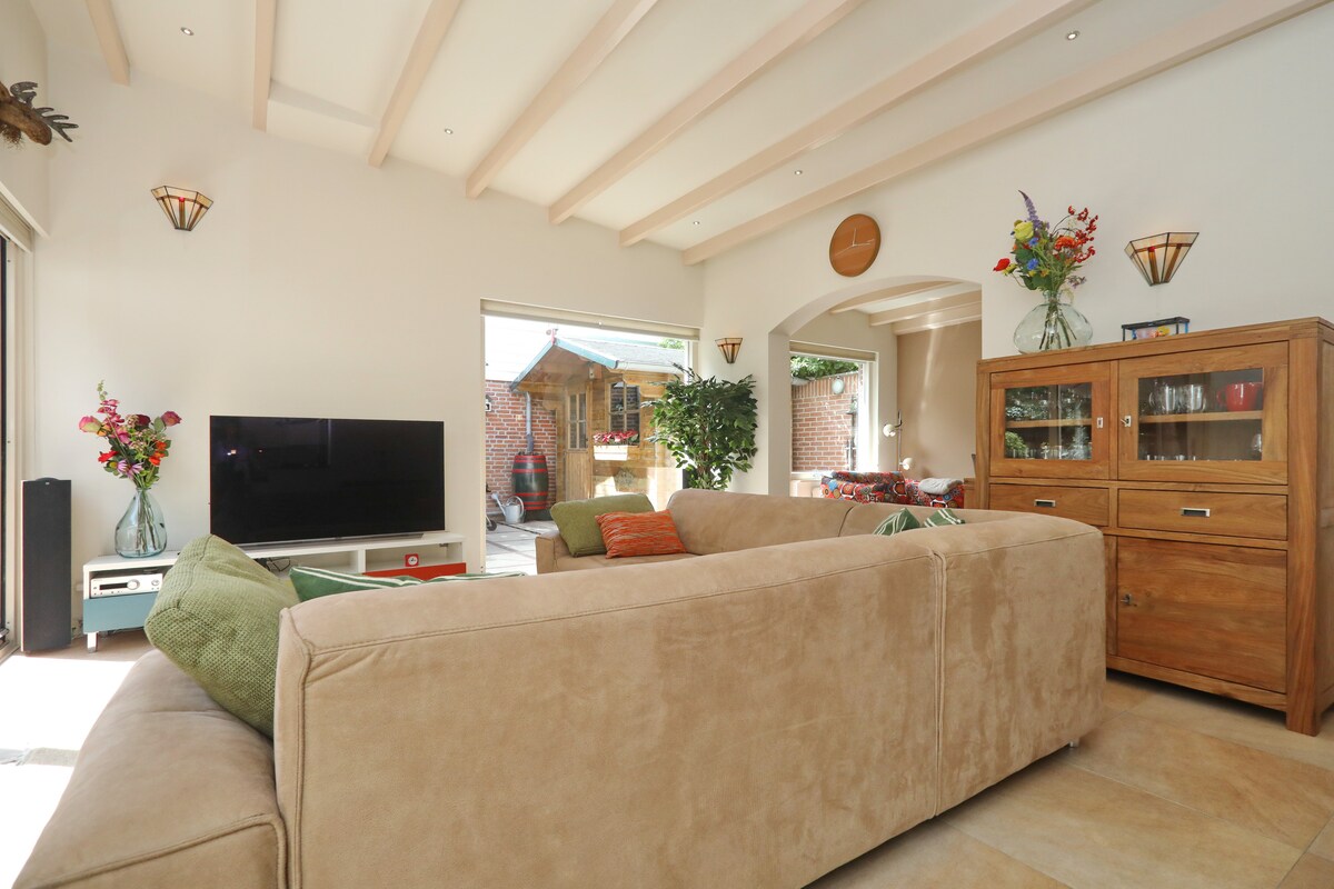 მისაღები ოთახი