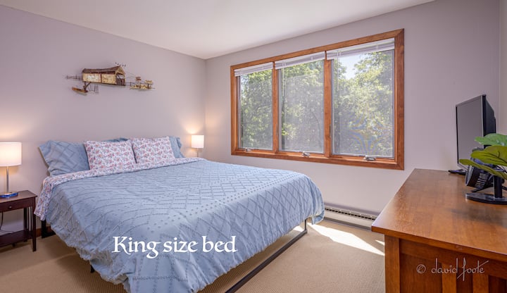 最下階のメインベッドルーム