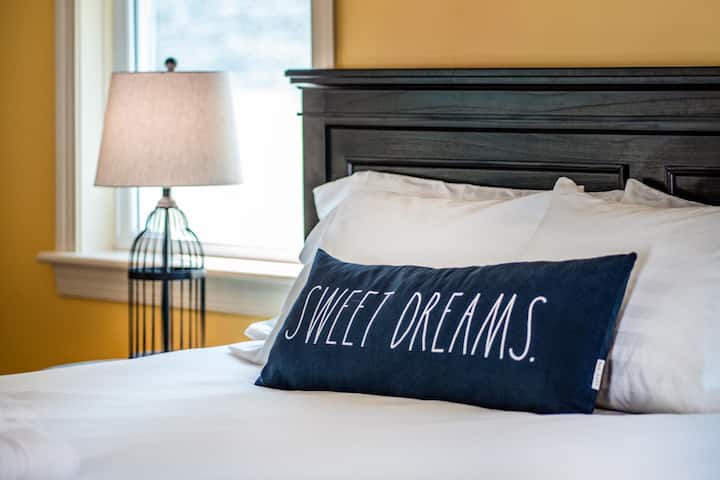 احلم جيدًا بفراش القطن المصري الفاخر 