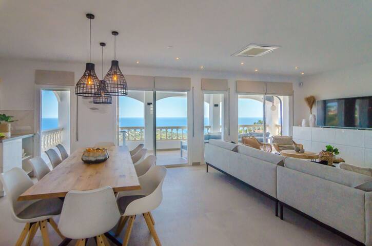 Volledig vernieuwde familievilla(10p.), zeezicht! gallery image 4