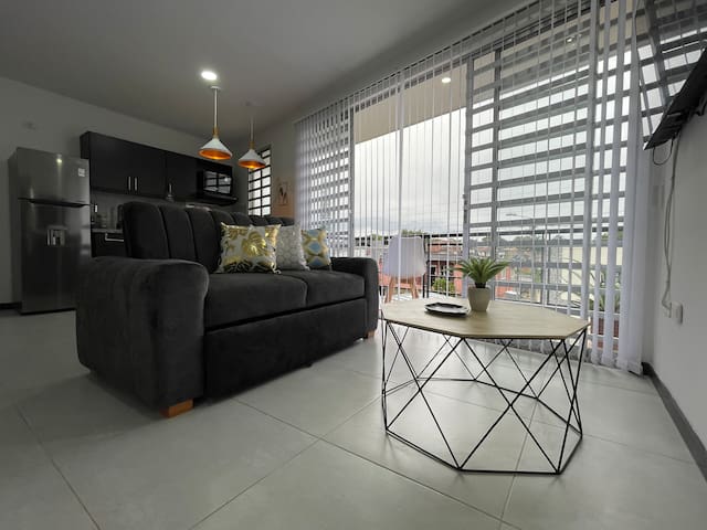 Entire home with 2 bedrooms in Armenia - Central Apartamento  en Armenia con parqueadero