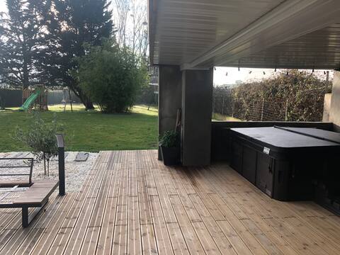 Suite with Jacuzzi and Traditional Sauna