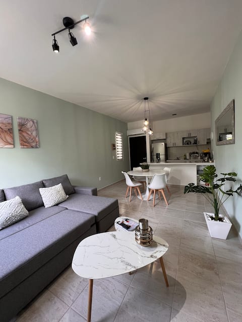 Top Airbnb: Fully Equipped 2BR Condo w/ Pool in Selva Escondida