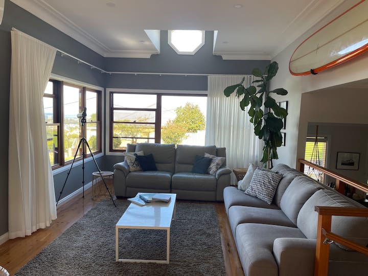 Ocean View Spa
Hideaway-late Check Out Available - Austinmer