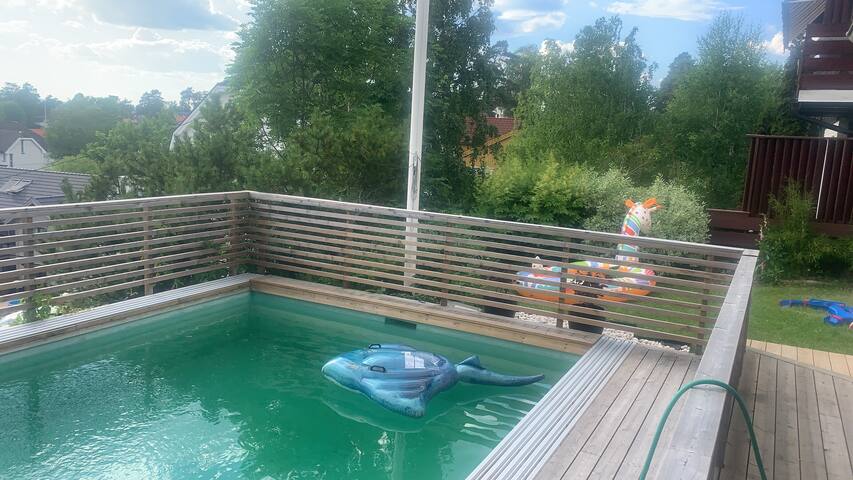 4-Bedroom Villa with Pool, garden & lots of space gallery image 4