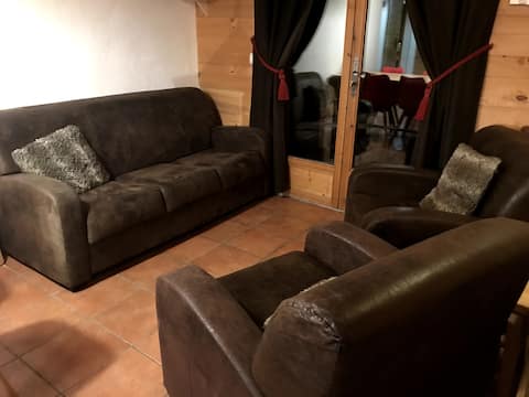 Annonce Airbnb populaire: La Ferme des Georgières All inclusive Charvin#3 à Notre Dame De Bellecombe