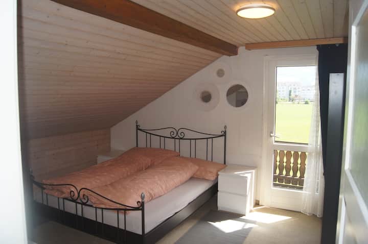 Zimmer mit Queensize-Bett 