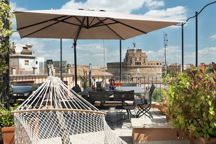 Idyllia | Attico con terrazzi in Navona Area