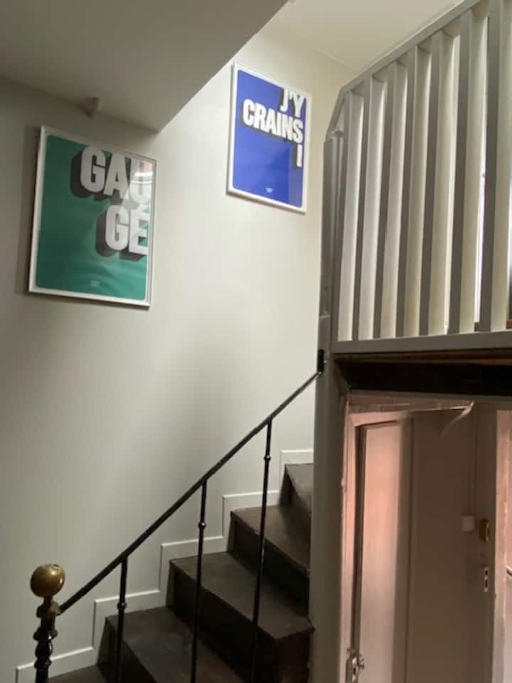 Treppe zum Schlafzimmer des Turms