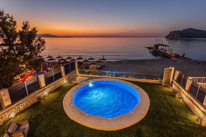 Celeste Suite on the Beach