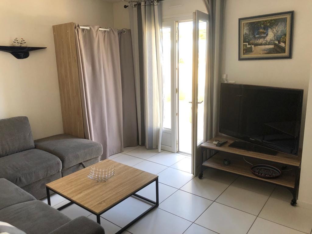 غرفة المعيشة