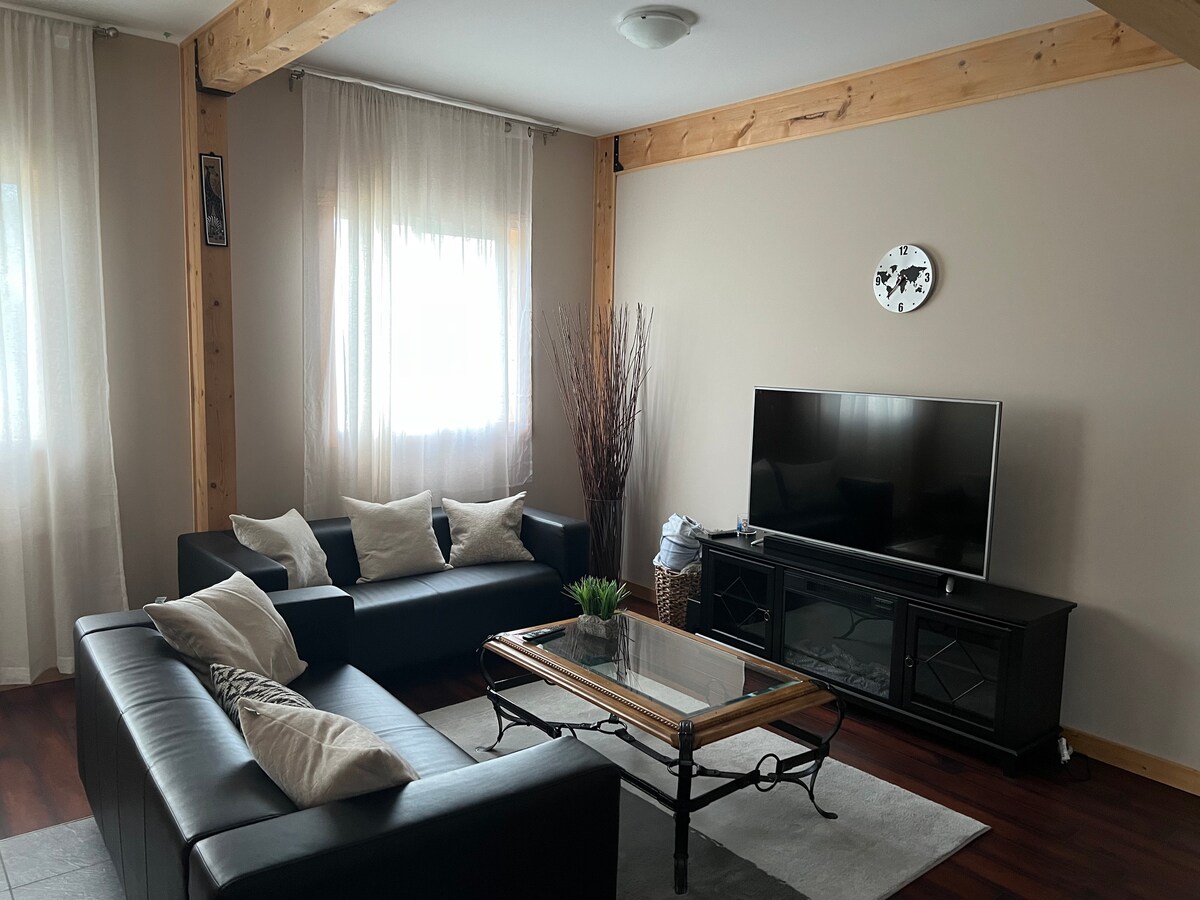 Beautiful quiet home in Carstairs Houses for Rent in Mountain View