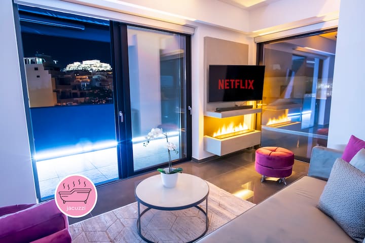 Luxury Penthouse with Acropolis View and Jacuzzi
