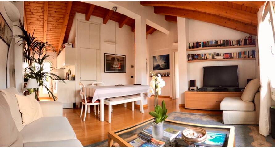 Penthouse with terrace Milano