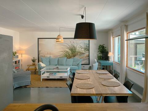 Beach house -style terraced house near the beach