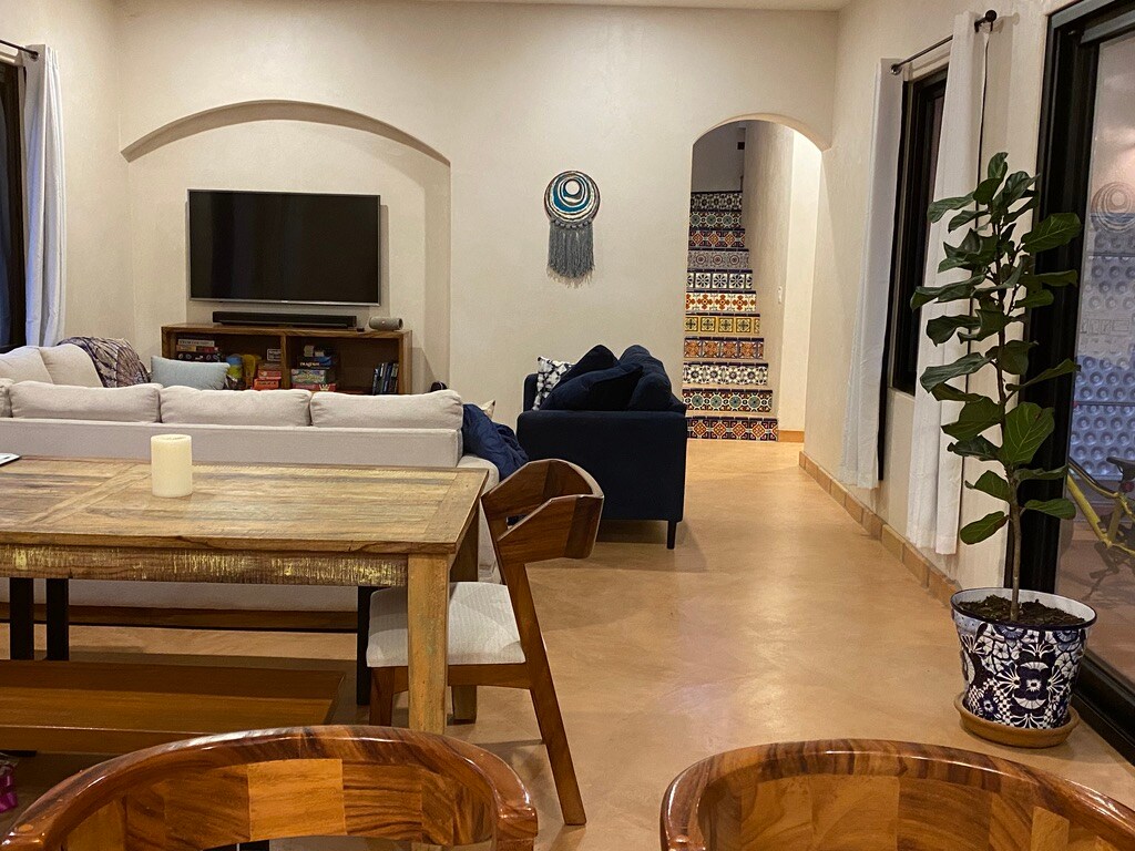 Airbnb con mejor rendimiento: Casa Papaya ~ AC / generator / Saltwater Pool en La Paz