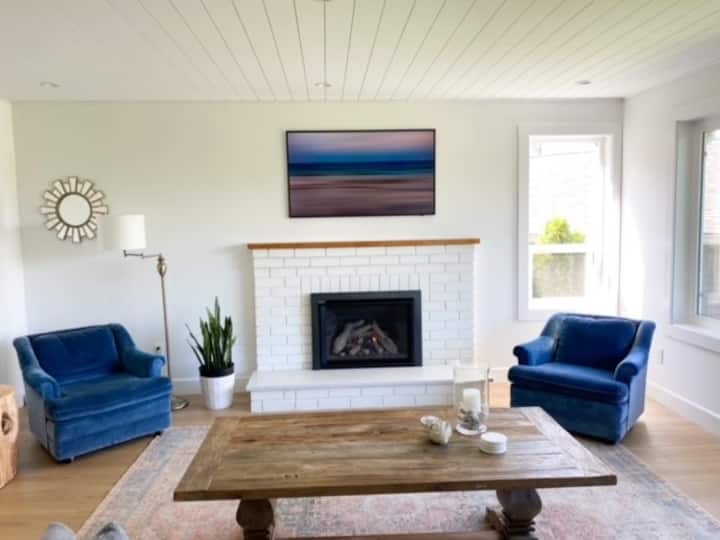 Serenity Renovated Luxury Oasis Bonniebrook Beach - Sunshine Coast