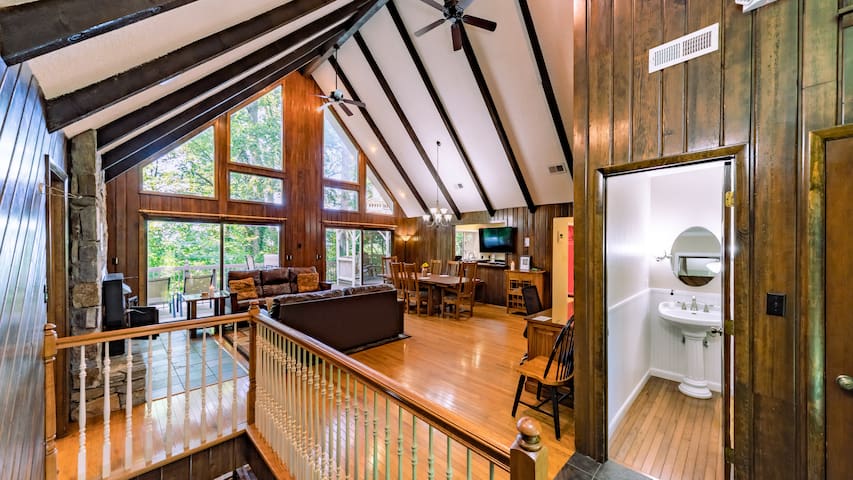 John And Maria managed Airbnb listing 2