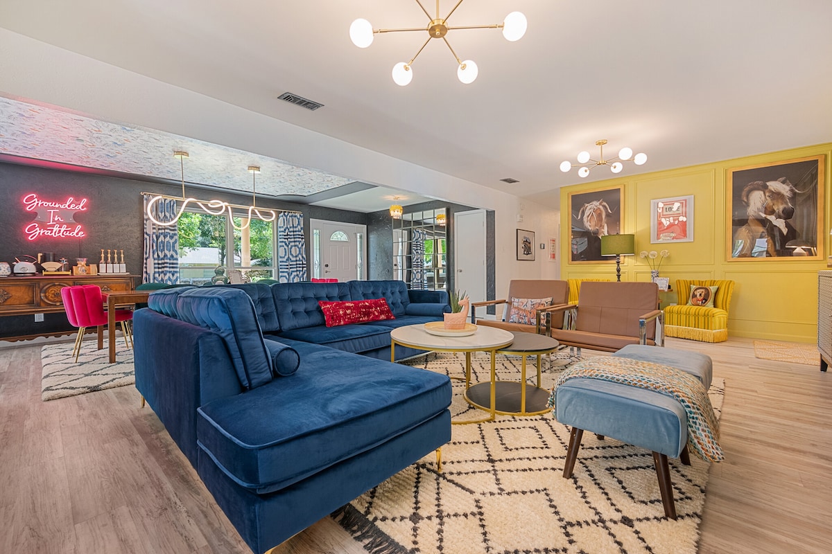 Top performing Airbnb: Design-Inspired & Whimsical Home w/ pool in Grand Prairie
