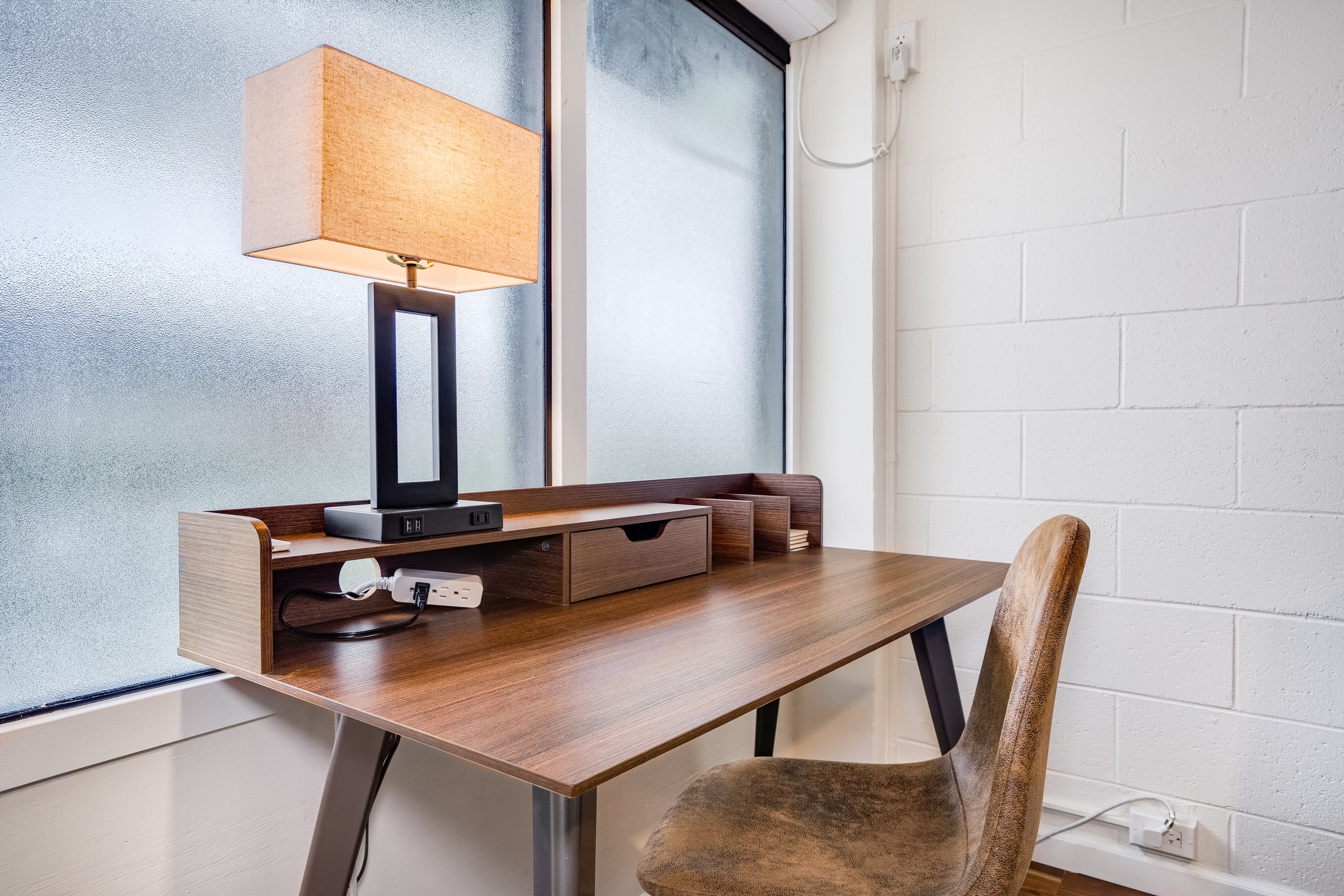 Condo in Honolulu · ★4.73 · 1 bedroom · 2 beds · 1 private bath - Image 12