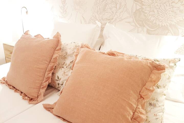 [Habitación rosa - Dormitorio 2]
Detalle de la decoración del segundo dormitorio