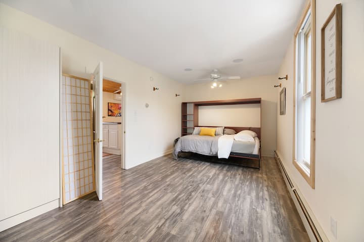 БРАЧЕН КРЕВЕТ (ШИРОК 150-179 СМ) СО ПОЛН КРЕВЕТ „МАРФИ“ ДОСТАПЕН АКО Е ПОТРЕБНО