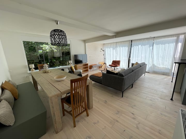 De Keizerskroon Modern Beach House Met Jacuzzi 12p - Texel