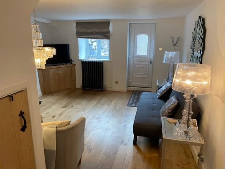 Chepstow Holiday Rentals & Homes Wales, United Kingdom Airbnb