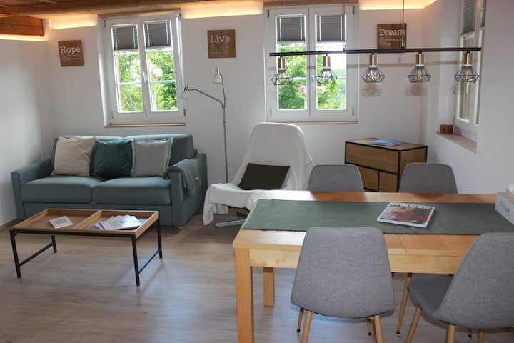 Schöne Land - Stadt 
Bauernhaus 
Wohnung Bei Bern - Berna