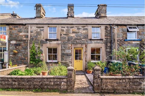 Charming 2 bed Escape in Snowdonia National Park !