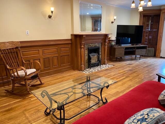 Beautiful Garden Apt-Historic Brooklyn Brownstone gallery image 3