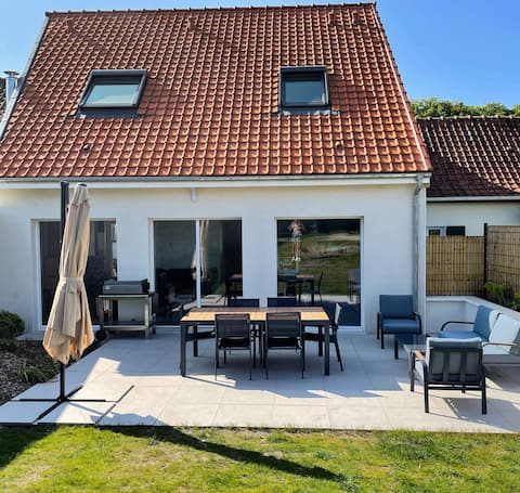 Bright and spacious cottage 5 minutes from Saint Valery