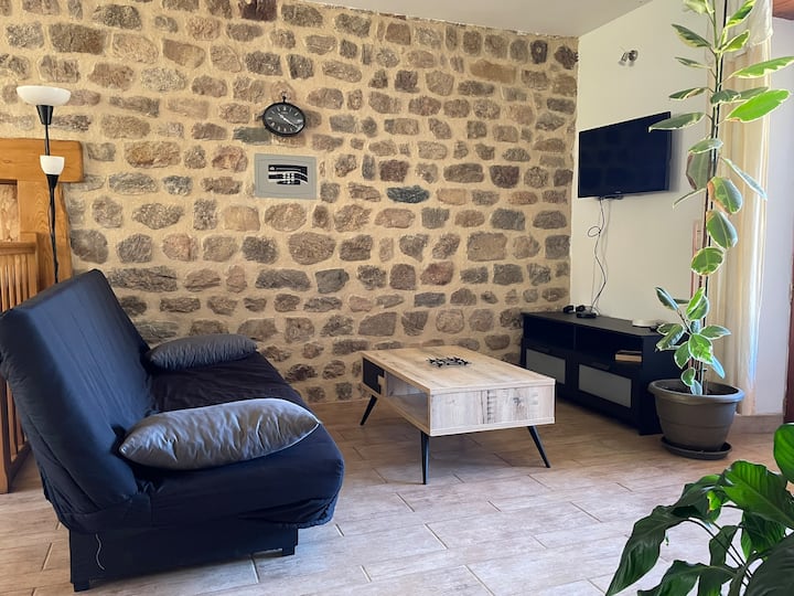 Gîte De Ploye, Maison Au Cœur De L'ardèche  Verte - Lalouvesc