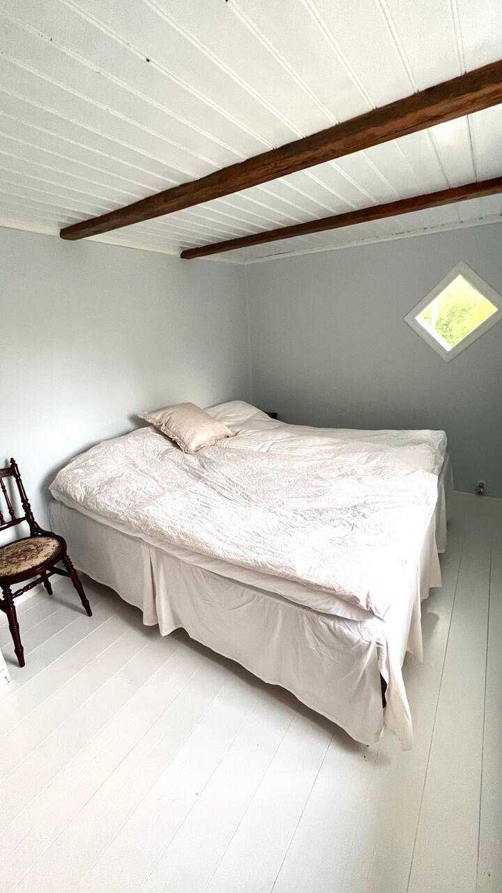 Sovrummet med sängar: 2x90cm