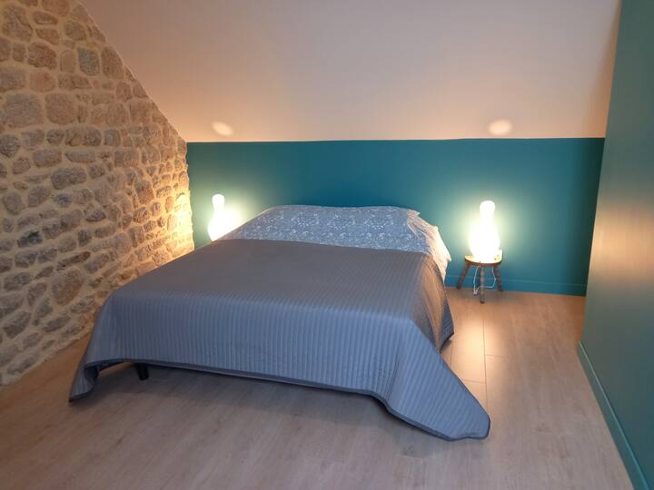 Spavaća soba 2 na katu (14 m²) s bračnim krevetom 160 x 200