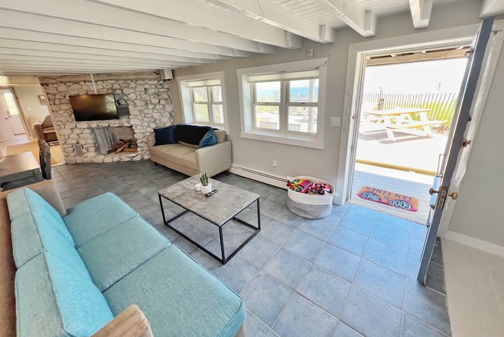 After Dune Delight: Beachfront & Private Access! - Newbury