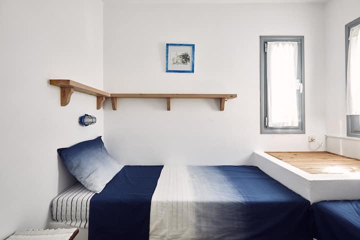 Ვილა კალიფსო, ეგინა, ცალკე სტუდიო, საძინებელი 5