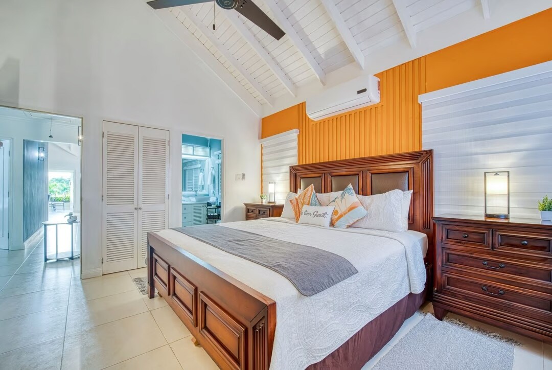 オーナーズスイートのキングサイズベッド