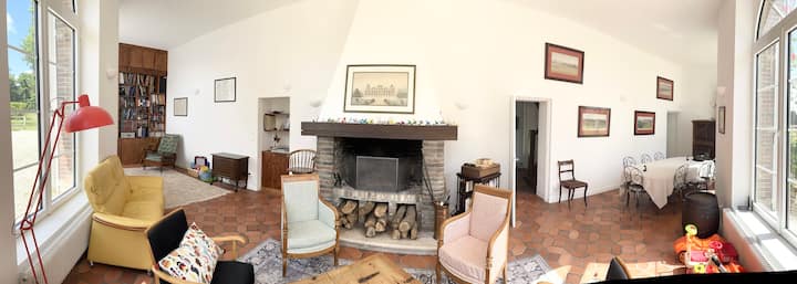Maison De Caractère Rénovée Avec Cheminée - Évreux