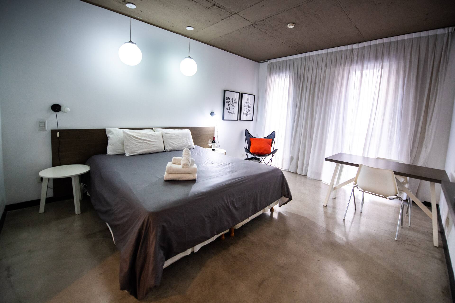 Studio apartment in Monserrat