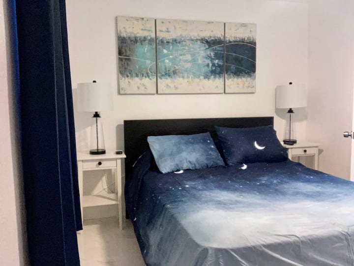 Queen bed and 42” smart tv