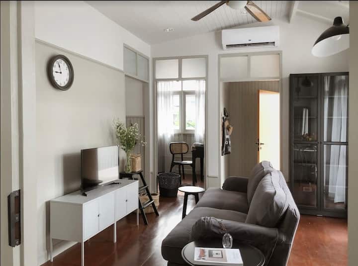 Charming 2 Bedrooms 2 Bathrooms In Center Of Bkk - バンコク
