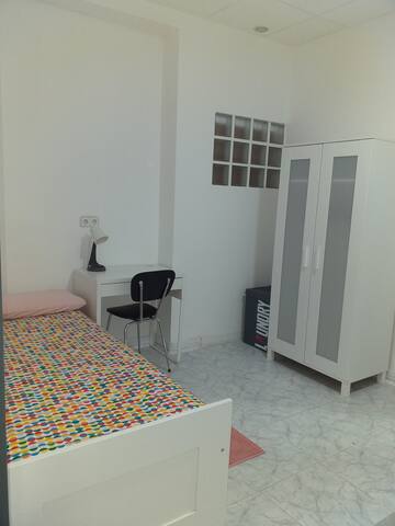 Coqueto apartamento en pleno centro, Sol gallery image 5