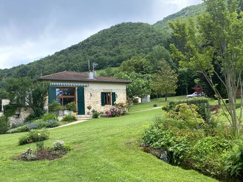 Renovated old magnanerie at the foot of Vercors
