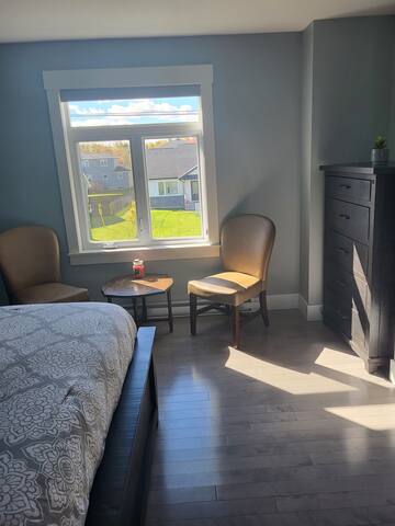 Whole Upstairs w. Sauna, Hot Tub gallery image 2