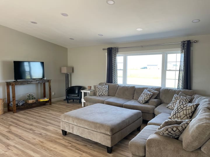 "Galloway" House 4 Bedroom 3 Bath-Ackerman Valley