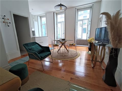 Successful Airbnb property: Pont Luiz Apartment in Porto