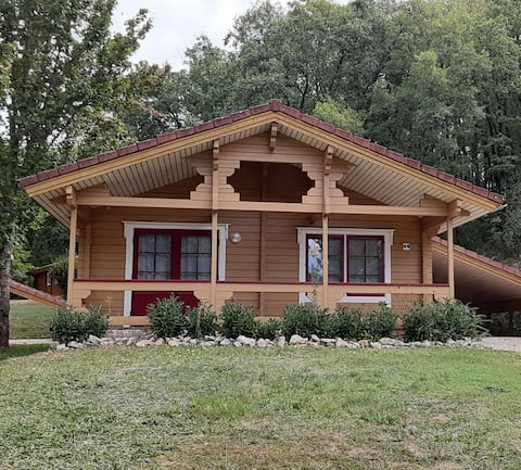 Air-conditioned family cottage