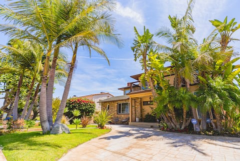 Hasta La Vista with Pool