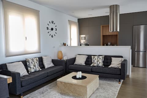 Newly built home with gorgeous views